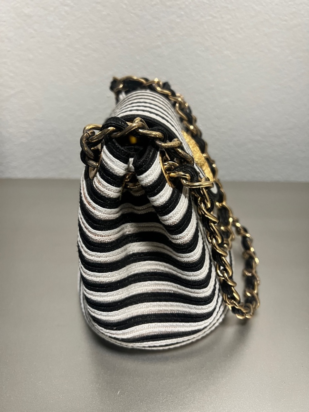 Vintage Eric Javits Squishee Star Fish Striped Black & White with Gold Star - Picture 7 of 16